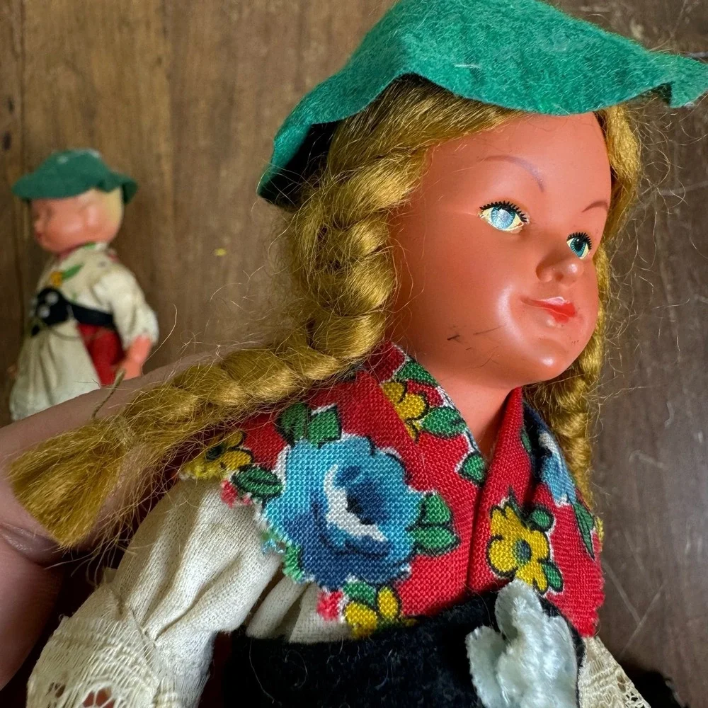 Vintage West Germany Boy & Girl Celluloid Winding Key‎ Dancing Dolls NO KEY